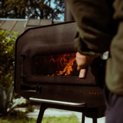 Grill Fanatics White Quebracho Restaurant Grade Lump Charcoal 10 Kg